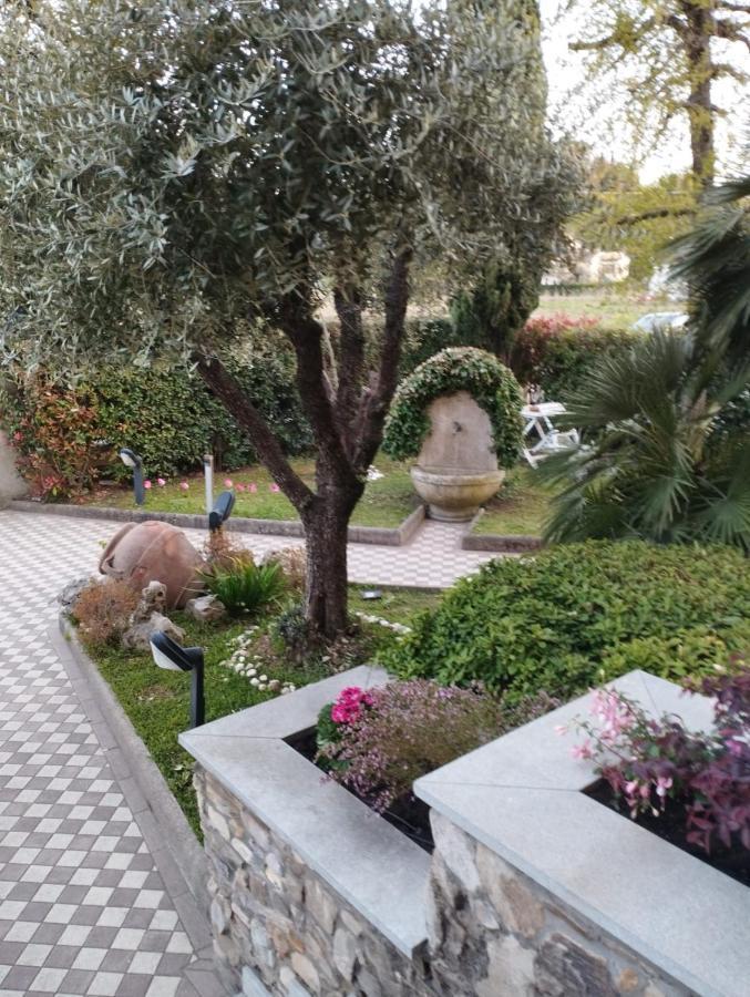 Villa Melody house - dépendance Castel del Bosco  Esterno foto